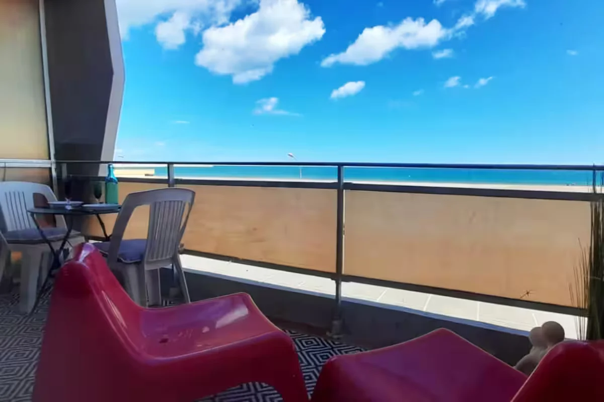 Location l'Ecrin de Sérénité - un studio rénové et paisible sur la plage