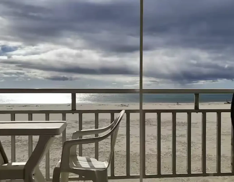 Vue sur la mer depuis le balcon privatif de la Pépite face mer
